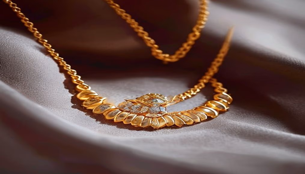 bulgari serpenti necklace gold in luxury editorial photography