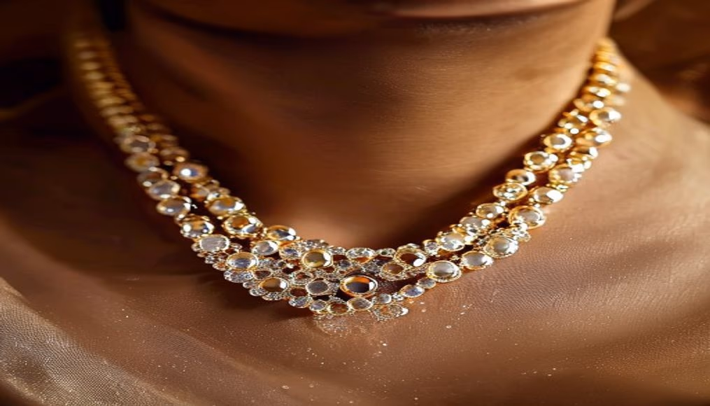 damiani belle epoque necklace in luxury editorial photography