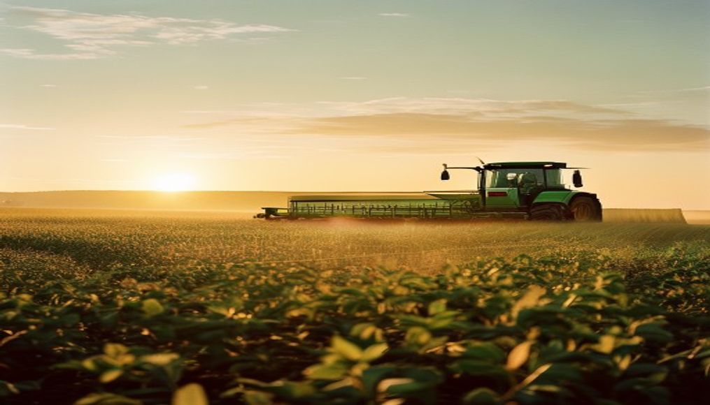 Lavoura de soja com colheitadeira John Deere no fim da tarde em estilo editorial