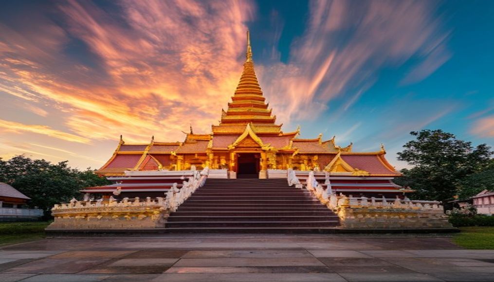 Thai temple golden em estilo editorial